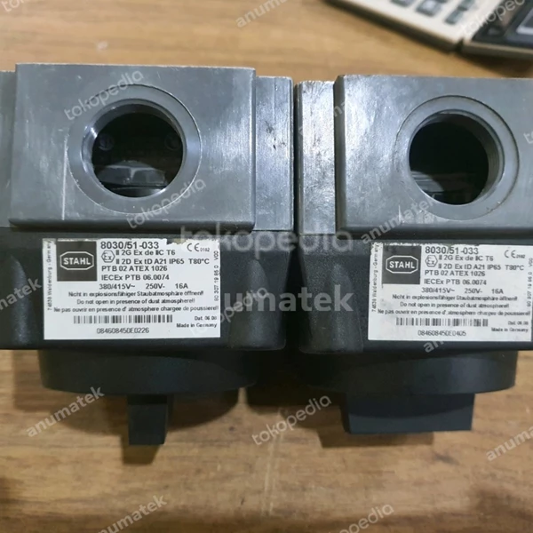 STAHL SWITCH 8030/51-033 8030/51 033 Made IN GERMANY