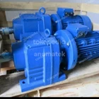 Helical Gear Motor 20Hp Ratio 1 : 25 As 70mm 1