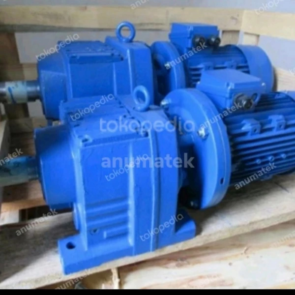 Helical Gear Motor 20Hp Ratio 1 : 25 As 70mm