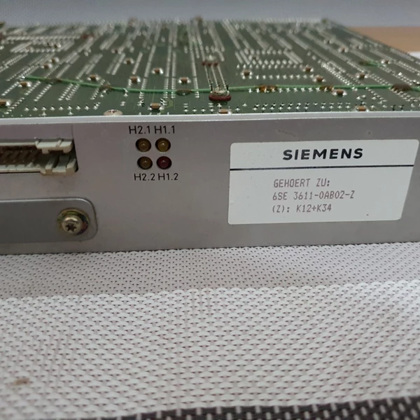 Siemens 6SC9811 - 4BF20 6SE 3611-0AB02-Z